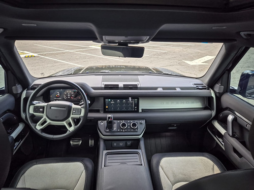 Land Rover Defender 90 Dynamic 2022
