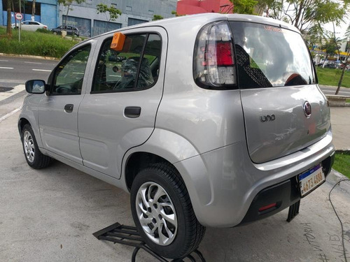 Imagem 7 de 12 de Fiat Uno Attractive 1.0 Fire Flex 8v 5p Manual