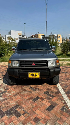 Mitsubishi Montero 2.4