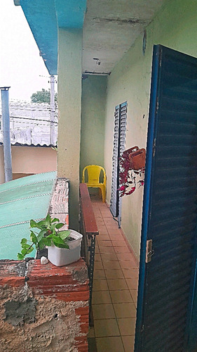 Sobrado Com Casa Nos Fundos E Um Ponto Residencial Do Lado