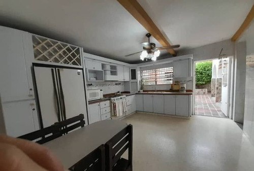 Casa En Venta En Urbanizacion Los Naranjos