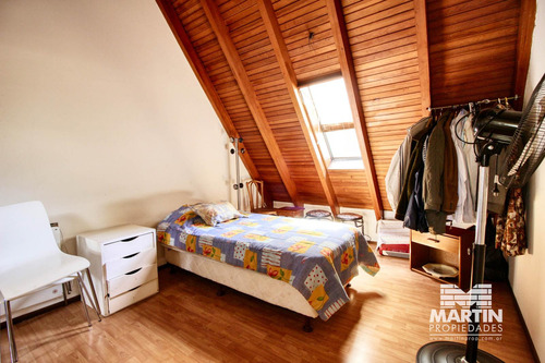 Casa 5 Amb En 3 Plantas Con Jardín Y Playroom - La Lucila
