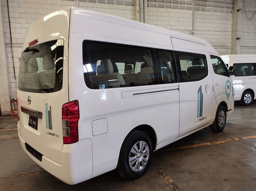 Imagen 3 de 15 de Nissan Urvan