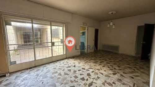 Hermosa Casa De 4 Dorm Con Gigante Terreno Parrillero Y Garaje