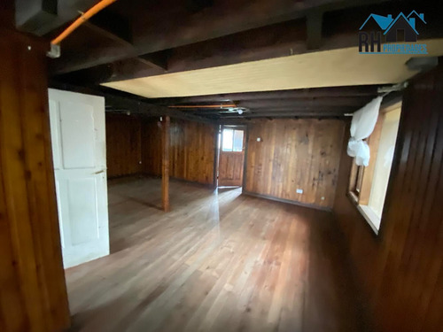 Casa 5 Dormitorios, 2 Baños En Sector Amanecer, Temuco
