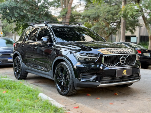 Volvo XC40 2.0 T5 Momentum Awd 5p