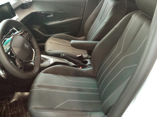 Imagen 7 de 15 de Peugeot Nuevo 208 Feline Tiptronic
