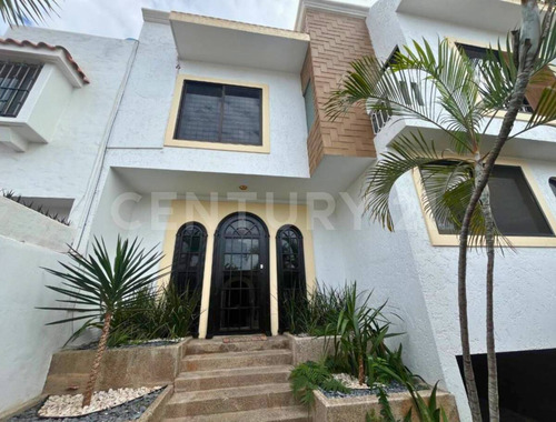Casa En Renta Amueblada En Lomas De Mazatlán, Sinaloa, México.