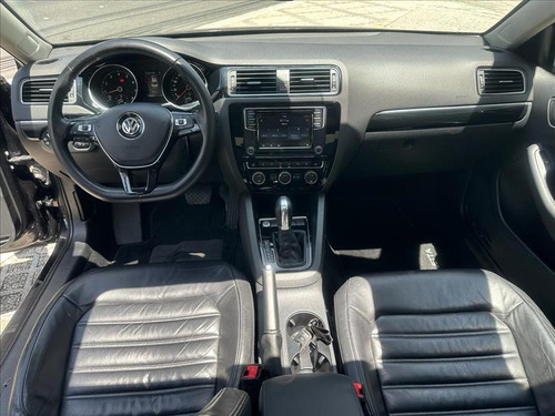 Volkswagen Jetta 2.0 Tsi Highline 211cv Gasolina 4p Tiptronic