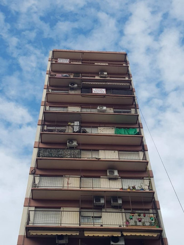 Imagen 2 de 12 de 2 Amb Al Frente, Super Centrico! Frente A La Plaza