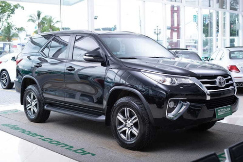 Toyota Hilux Sw4 Sr 4x2 2.7 Flex 7 Lugares Aut/2017