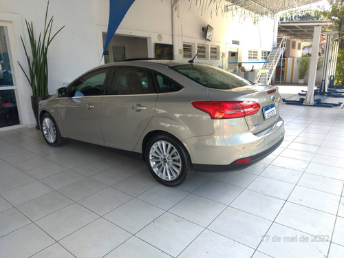 Imagem 4 de 8 de Ford Focus 2.0 Titanium Plus Fastback 16v Flex 4p