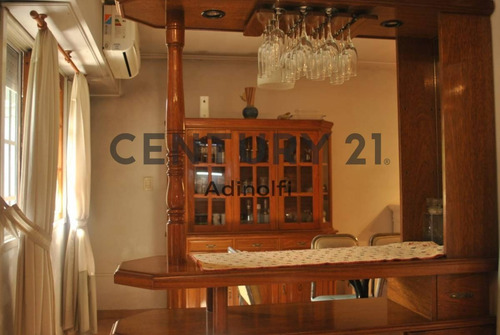 Imagen 10 de 30 de Calle 76 E/ 17 Y 18 - Casa 3 Dormitorios, Quincho Y Parque - Venta Y/o Permuta