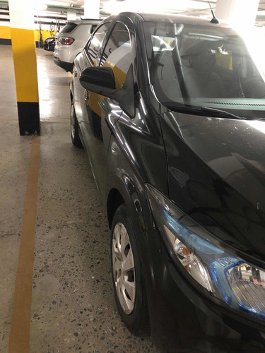 Imagem 6 de 14 de Chevrolet Onix 2013 1.4 Lt 5p