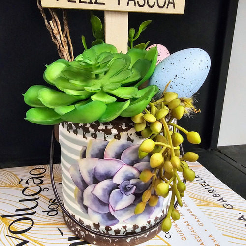 Arranjo De Páscoa Para Mesa Com Coelho Suculenta 26x12cm A