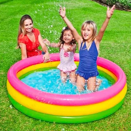 Piscina acolchada cheap con pelotas