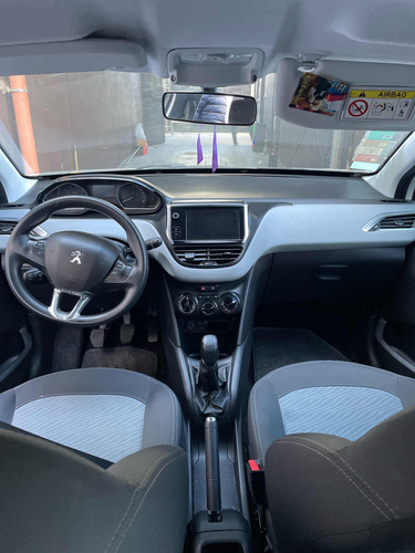 Peugeot 208 1.5 Allure Touchscreen