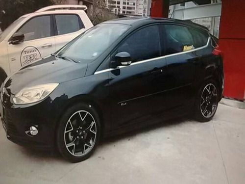 Ford Focus Hatch 2.0 Titanium Automático