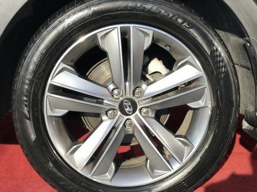 Grand Santa Fé 3.3 Mpfi V6 4wd Gasolina 4p Automático