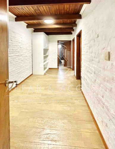En Venta - Hermosa Propiedad En Villa Soriano