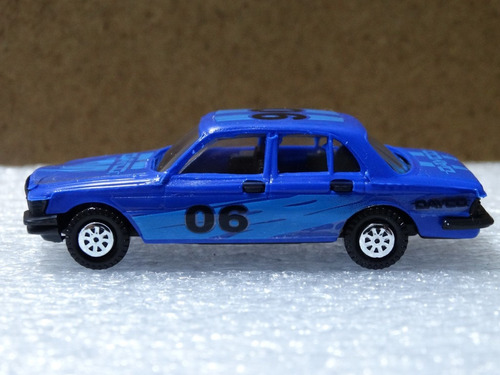 Mercedes Benz 280 Se - Pevi Dayco 1:64 - 06 - Plástico Duro