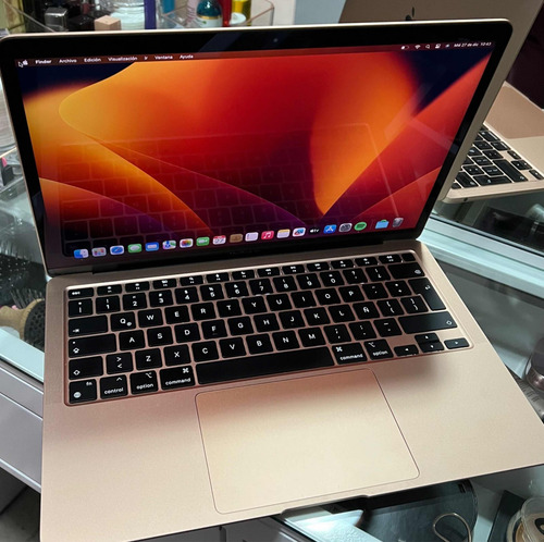 Macbook Air M1 (Usado)