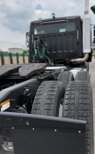 Camión Freightliner M2 2016 Nacional Torton Rabon