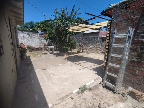 Tres Ambientes En Garin Con Planos A Proyeccion