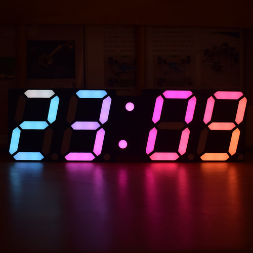 Desktop Multicolorido Com Fonte De Tamanho Grande Com Led De