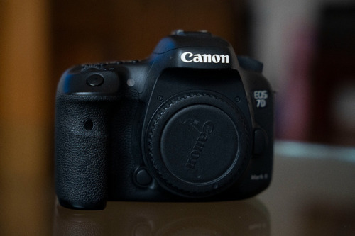  Canon Eos 7d Mark Ii - Camara Profesional Usada