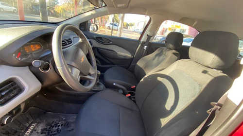 Imagen 16 de 17 de Chevrolet Onix 2018 1.4 Joy Ls + 98cv