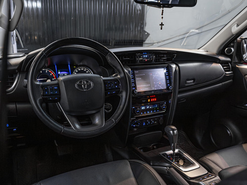 Toyota SW4 2.8 Tdi Srx 5l 4x4 Aut. 5p