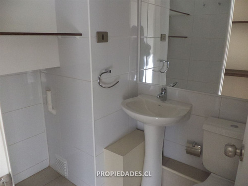 Departamento En Venta De 2 Dorm. En Estación Central