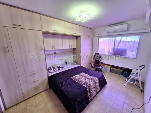 Rafael Carrasquel Te Trae Este Lindo Y Conservado Apartamento En El Centro Este De Barquisimeto Lara, Rc