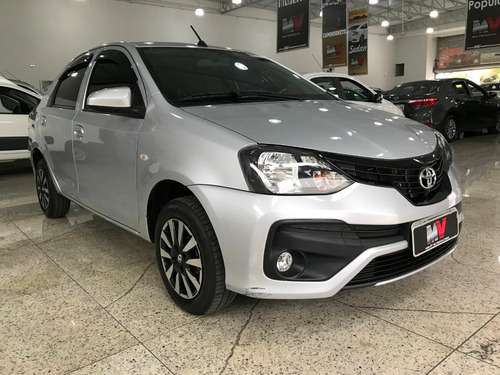 Toyota Etios 1.5 X Sedan Automatico
