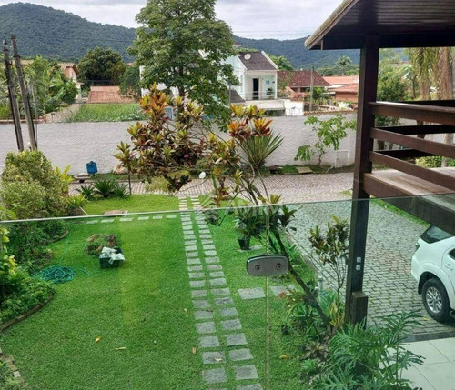 Imagem 4 de 30 de Casa Com 04 Suítes, Reformada, Em Condomínio Fechado! - Ca1021