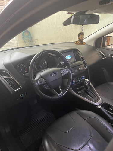 Ford Focus Fastback 2.0 Se Flex Powershift 4p