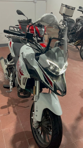 Imagen 2 de 16 de Benelli Trk 251 - Entrega Inmediata - Envio A Todo El Pais