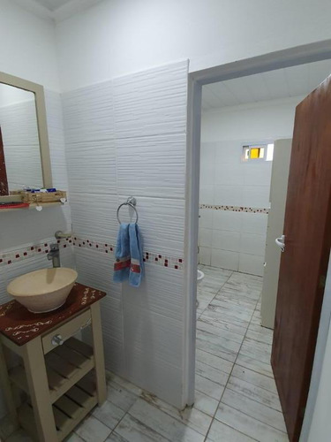 Imagen 21 de 30 de Casa De 3 Dormitorios (96 M2) Local Comercial (114 M2) - Excelente Estado