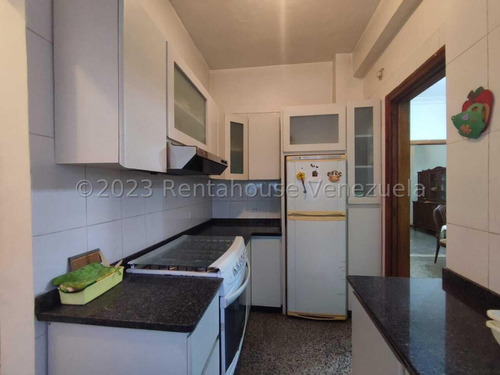 18348 Los Caobos. Pb En Venta, En Zona Residencial Céntrica. Negociable Me