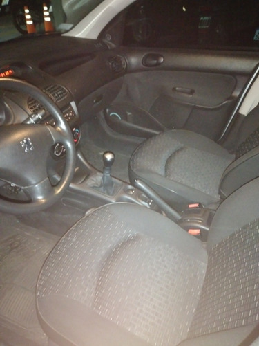 Peugeot 206 2008 1.4 Generation Plus 75cv