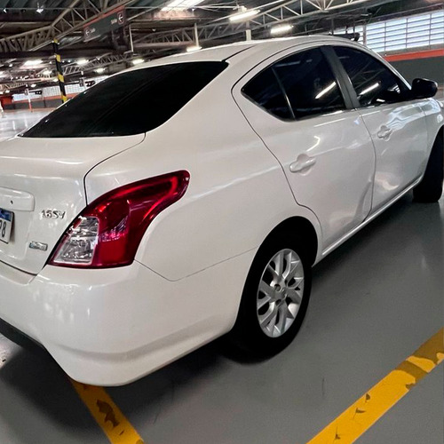 Nissan Versa 1.6 16v Sv Aut. 4p
