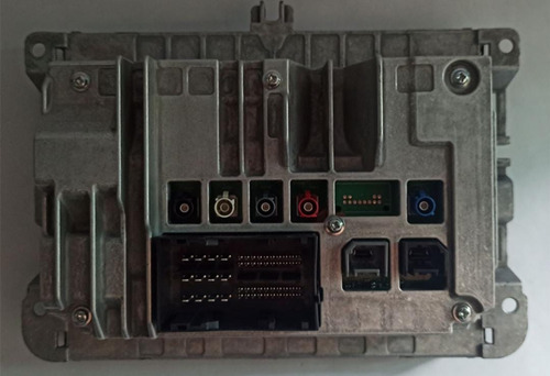 Uconnect 8.4 Uaq Navegador Y Android Auto & Apple Carplay (Usado)