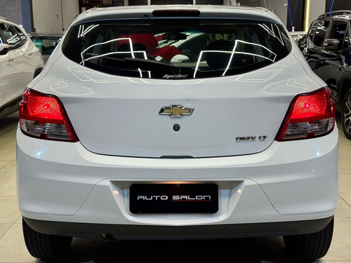 Chevrolet Onix 1.0 MPFI LT 8V