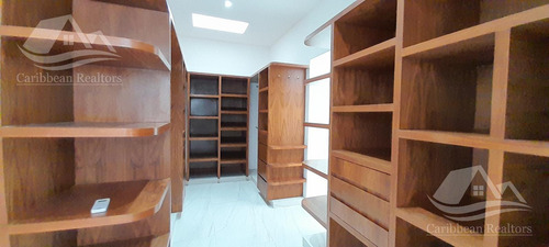 Casa En Venta En Residencial Via Cumbres