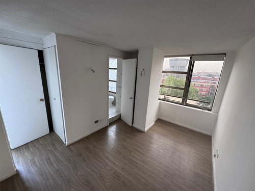 Arriendo Dpto Gran Terraza 1d,1b.- Stgo, Metro Los Héroes