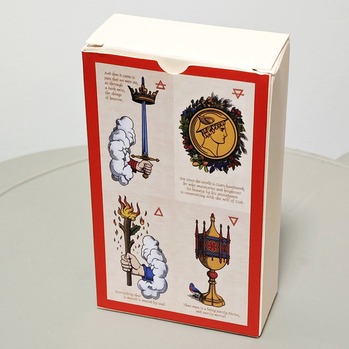 El Tarot De Interpretación De Una Marsella Alquímica De 12*7