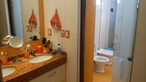 Venta, Malvin , 5 Dormitorios, Barbacoa , Divina Casa