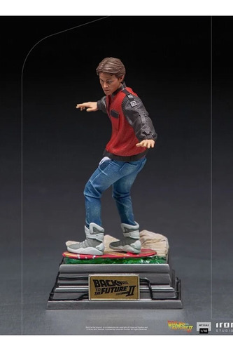 Marty Mcfly On Hoverboard 1:10 Scale Iron Studios
