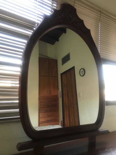 Imagen 5 de 6 de Peinadora Madera Caoba Con Espejo 140ref